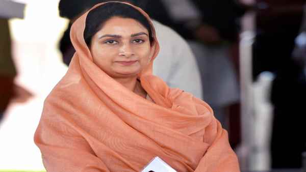 पहले हरसिमरत ने अध्यादेश को किसान-हित में बताया था