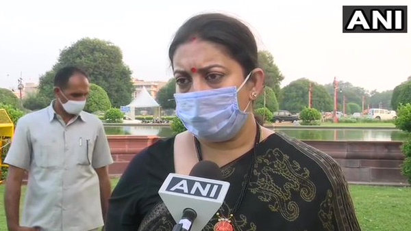 Smriti Irani condemned oppositions attitude in Rajya Sabha, asked- Is it right to break chair and mic Smriti Irani condemned oppositions attitude in Rajya Sabha, asked- Is it right to break chair and mic