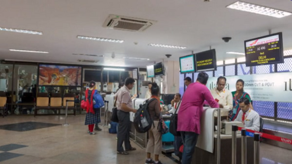 For The First Time, 2477 Passengers in A Day From The Surat International Airport In covid Era For The First Time, 2477 Passengers in A Day From The Surat International Airport In covid Era