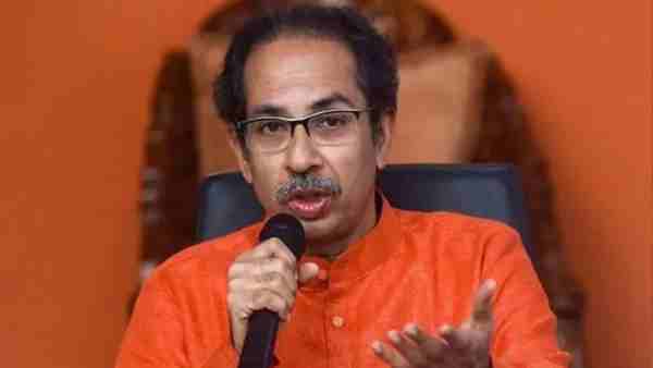 ठाकरे सरकार ने की बदले की कार्रवाई