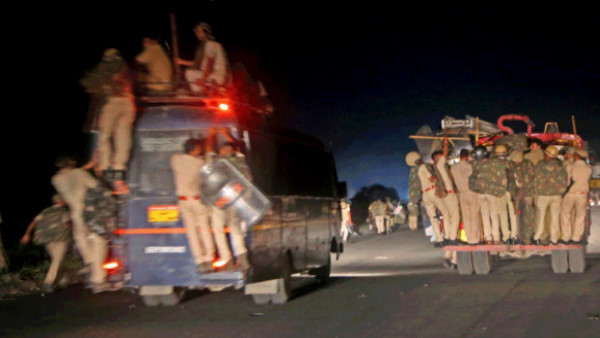 12. प्रदर्शन करने वालों के खिलाफ कार्रवाई?