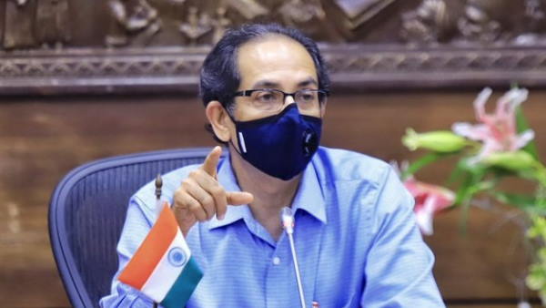 Mumbai power BMC issue helpline numbers CM Uddhav Thackeray spoke to State Power Minister Nitin Raut Mumbai power BMC issue helpline numbers CM Uddhav Thackeray spoke to State Power Minister Nitin Raut