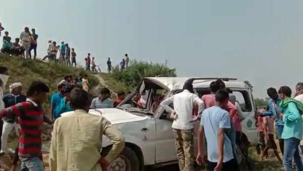 aurangabad crpf team vehicle overturned many injured aurangabad crpf team vehicle overturned many injured