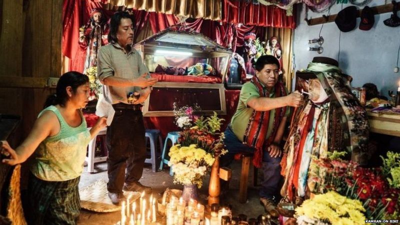 साइकिल से 50 हज़ार किलोमीटर की यात्रा करने वाले कामरान अली साइकिल से 50 हज़ार किलोमीटर की यात्रा करने वाले कामरान अली