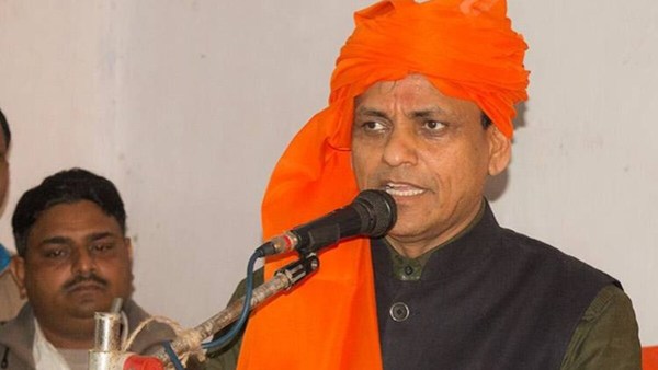 बिहार विधानसभा चुनाव : जोर पकड़ती दिख रही है सांप्रदायिक-जातिगत सियासत बिहार विधानसभा चुनाव : जोर पकड़ती दिख रही है सांप्रदायिक-जातिगत सियासत