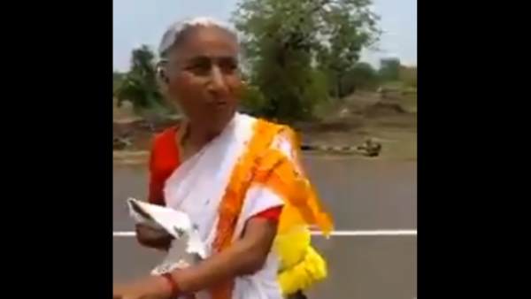 रोज तय करती हैं 40 किमी का सफर