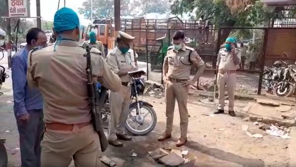 agra sales manager shot dead after looted six lakh cash agra sales manager shot dead after looted six lakh cash