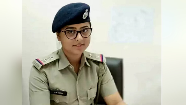 Ahmedabad: Woman PSI shweta jadeja gets bail from gujarat high court in case of taking bribe of 35 lakh rupees Ahmedabad: Woman PSI shweta jadeja gets bail from gujarat high court in case of taking bribe of 35 lakh rupees