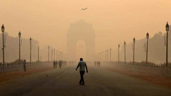 दिल्ली की हवा हुई खराब, कई इलाकों का AQI 206 के पार, सांस लेने में हो रही दिक्कत दिल्ली की हवा हुई खराब, कई इलाकों का AQI 206 के पार, सांस लेने में हो रही दिक्कत