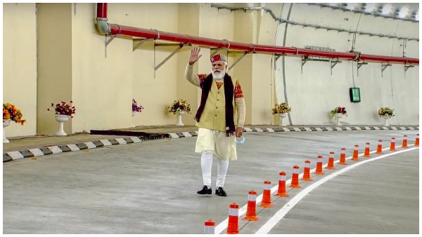 PM मोदी ने कहा- 26 साल का काम 6 साल में हुआ