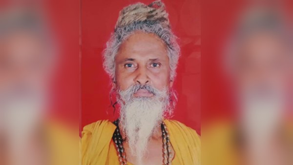 Temple priest beaten to death for not giving money for liquor in azamgarh Temple priest beaten to death for not giving money for liquor in azamgarh