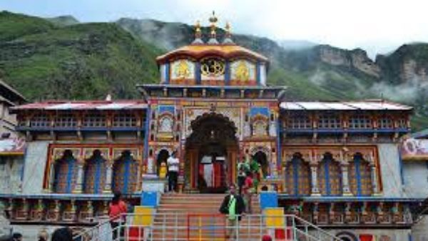 Portals of Badrinath Temple to be closed for the winter season on 19th November Portals of Badrinath Temple to be closed for the winter season on 19th November