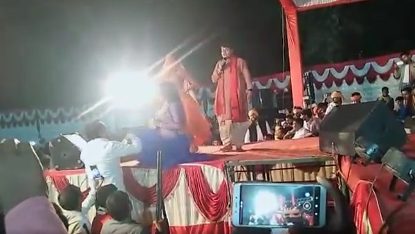 bhojpuri singer golu raja injured in harsh firing at bjp leader son birthday party in ballia bhojpuri singer golu raja injured in harsh firing at bjp leader son birthday party in ballia