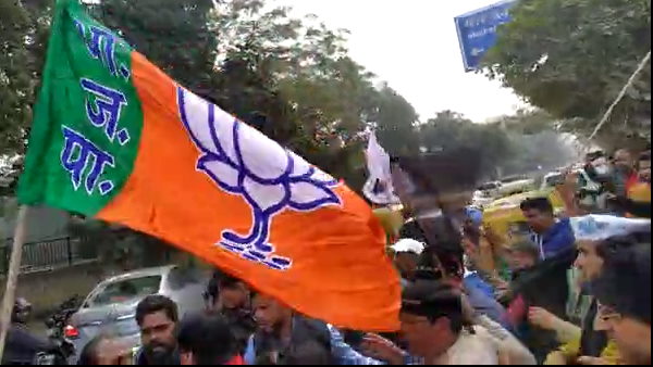 Gujarat Assembly By Election 2020: 18 Percent nominees have pending criminal cases Gujarat Assembly By Election 2020: 18 Percent nominees have pending criminal cases