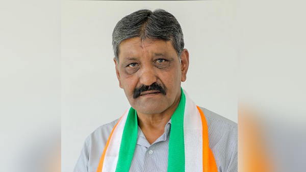 गुजरात उपचुनाव से पहले कांग्रेस को झटका, यह दिग्गज नेता अपने समर्थकों संग भाजपा में चले गए गुजरात उपचुनाव से पहले कांग्रेस को झटका, यह दिग्गज नेता अपने समर्थकों संग भाजपा में चले गए