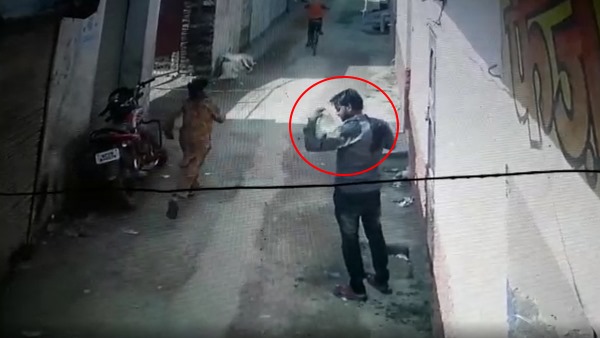 man caught on camera putting kerosene on himself in bareilly man caught on camera putting kerosene on himself in bareilly