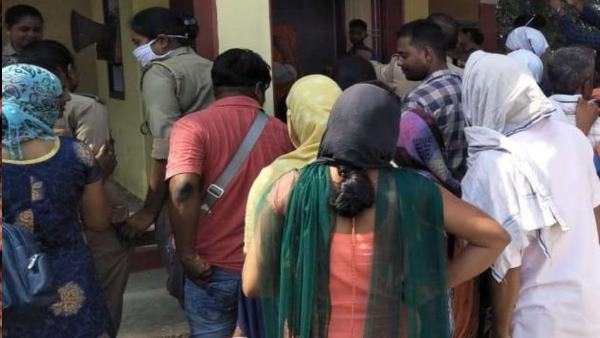 महिला थानाध्यक्ष ने थाने में करवाई प्रेमी प्रेमिका की शादी