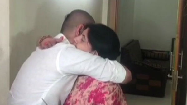 चिराग पासवान मां का आशीर्वाद लेकर निकले घर से