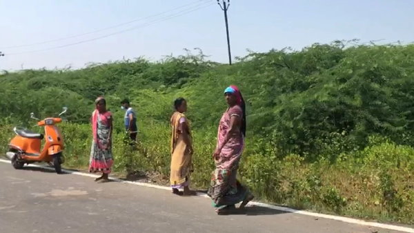 जिसे मिली वो चुपचाप निकला