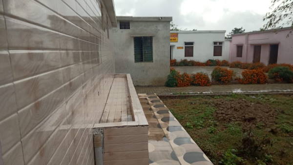 Operation Kayakalp Attractive govt school in village of Bareilly Operation Kayakalp Attractive govt school in village of Bareilly