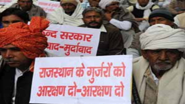 छह एएसपी, चार डीएसपी व इंस्पेक्टर भी भेजे