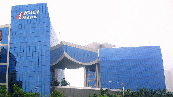 a Scam Busted In ICICI Bank at surat district of gujarat, case filed against 22 men a Scam Busted In ICICI Bank at surat district of gujarat, case filed against 22 men