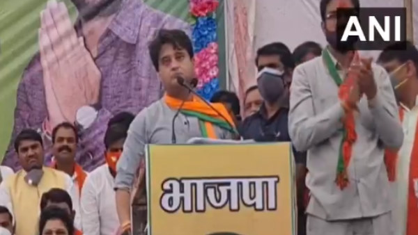 Kamal Nath ji I am dog because a servant of the people—Jyotiraditya Scindia Kamal Nath ji I am dog because a servant of the people—Jyotiraditya Scindia