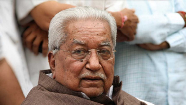 गुजरात: पूर्व मुख्यमंत्री केशुभाई पटेल का निधन गुजरात: पूर्व मुख्यमंत्री केशुभाई पटेल का निधन