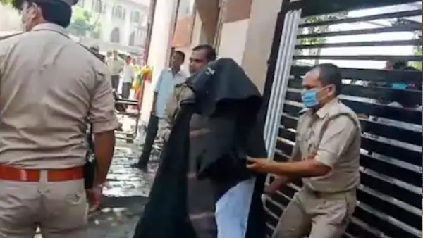 Woman who set herself on fire in front of UP assembly died during treatment Woman who set herself on fire in front of UP assembly died during treatment