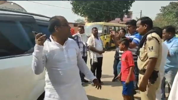 attack on two mahagathbandhan candidate in Bihar election attack on two mahagathbandhan candidate in Bihar election