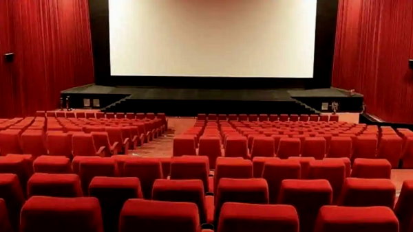 In Gujarat, The multiplex & theater open after 7 months of covid-19 In Gujarat, The multiplex & theater open after 7 months of covid-19