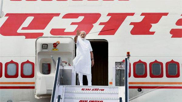 बोइंग 777 की कीमत बोइंग 747 से महज 5.5 करोड़ यूएस डालर कम है