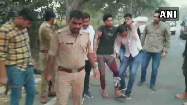 Noida: Five criminals arrested by police after an encounter Noida: Five criminals arrested by police after an encounter