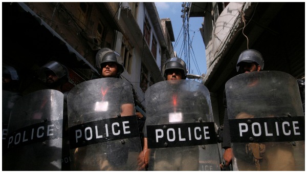 Police announce security high alert in Islamabad after a bomb blast in a seminary in Peshawar killed at least 8 people and wounded more than 110: Pakistan media. Police announce security high alert in Islamabad after a bomb blast in a seminary in Peshawar killed at least 8 people and wounded more than 110: Pakistan media.