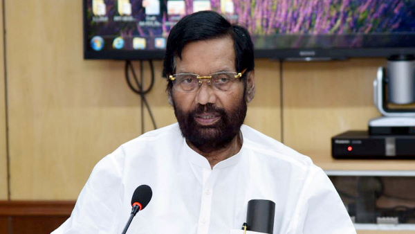 पासवान पांच प्रधानमंत्रियों के साथ और लगभग हर सरकार में रह चुके हैं