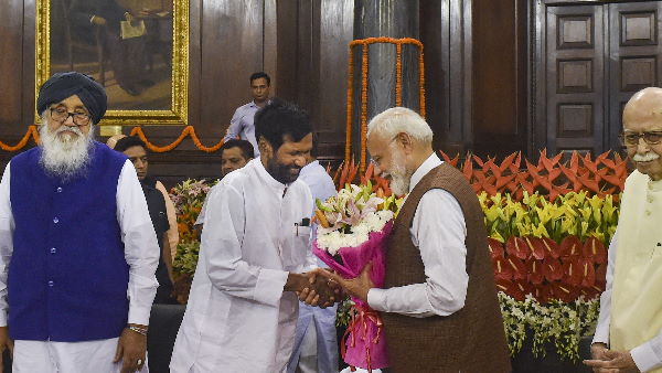 8 बार लोकसभा के सांसद रहे