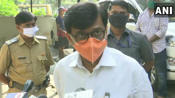 महबूबा के तिरंगे वाले बयान को राउत ने बताया राष्ट्रद्रोह महबूबा के तिरंगे वाले बयान को राउत ने बताया राष्ट्रद्रोह