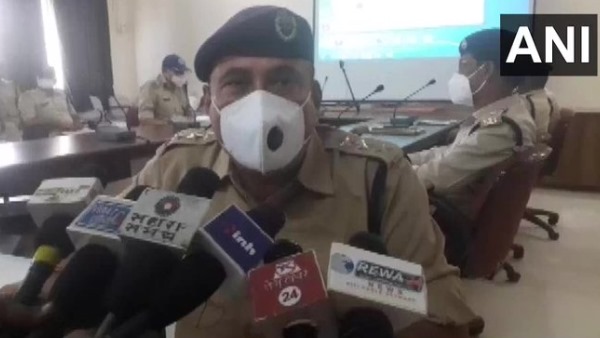 minor girl set herself ablaze after allegedly misdeeds by minor boy in Rewa minor girl set herself ablaze after allegedly misdeeds by minor boy in Rewa