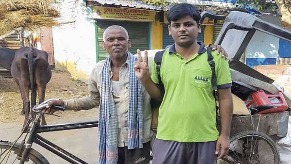 Poor family son will become doctor, Allen coaching student Arvinds success story Poor family son will become doctor, Allen coaching student Arvinds success story