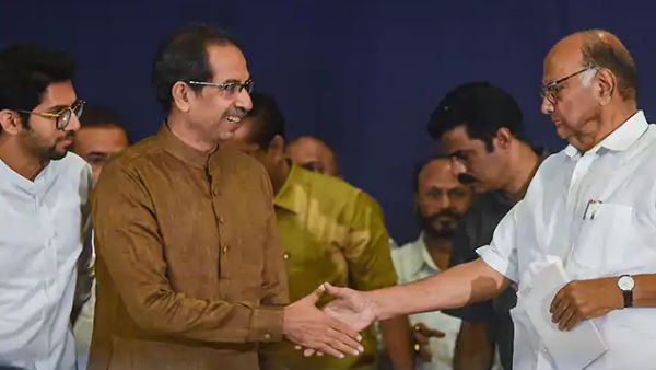 Sharad Pawar called on Maharashtra Chief Minister Uddhav Thackeray in Mumbai Sharad Pawar called on Maharashtra Chief Minister Uddhav Thackeray in Mumbai