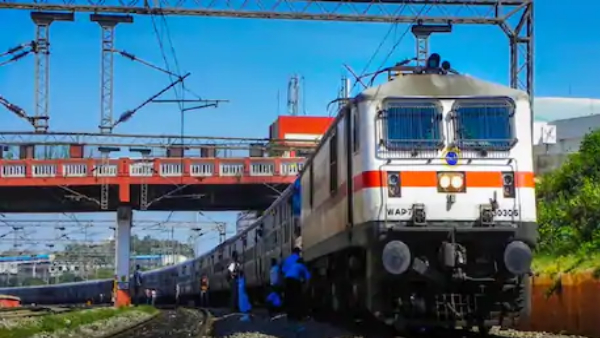 रेलवे ने चलाई 392 त्योहार स्पेशल ट्रेनें