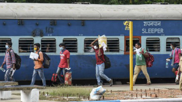 Migrants have started returning from Bihar even before the festivals, who will hurt in the elections Migrants have started returning from Bihar even before the festivals, who will hurt in the elections