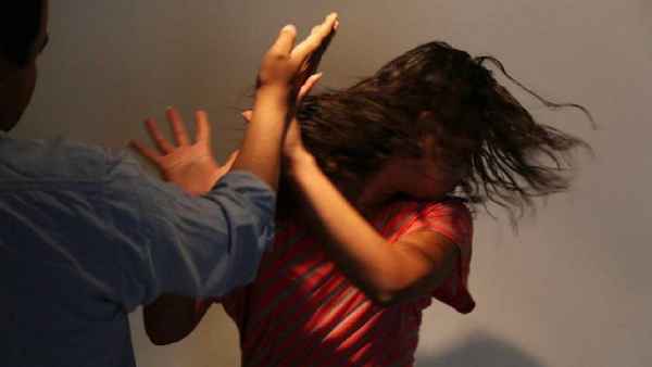 घरेलू हिंसा हर जगह है दुर्घटनाओं के रूप में दर्ज किया जाता है
