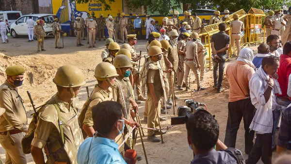 संस्कार से ही रुक सकती हैं ये घटनाएं