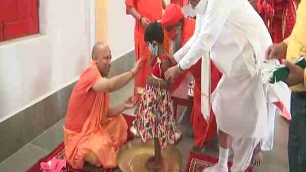 CM Yogi Adityanath wishes the people of Sharadiya Navratri CM Yogi Adityanath wishes the people of Sharadiya Navratri