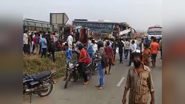 Truck Collided With Bus Near Valsad, More Than 20 Passengers Injured Truck Collided With Bus Near Valsad, More Than 20 Passengers Injured