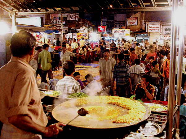 diwali 2020: Ahmedabad municipal corporation permission to shops & market open till 12 AM (night) diwali 2020: Ahmedabad municipal corporation permission to shops & market open till 12 AM (night)