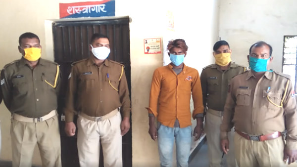 Barans 20-year-old woman held captive in the forest for 14 days Barans 20-year-old woman held captive in the forest for 14 days