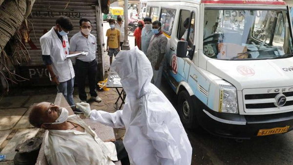 thousand People Found Without Masks at Ahmedabad city, 47 covid-19 positive in 958 thousand People Found Without Masks at Ahmedabad city, 47 covid-19 positive in 958