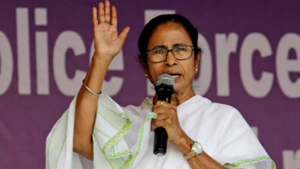 BJP leader Arjun Singh claims TMC MP Saugata Roy is likely to resign from party with four other MPs BJP leader Arjun Singh claims TMC MP Saugata Roy is likely to resign from party with four other MPs